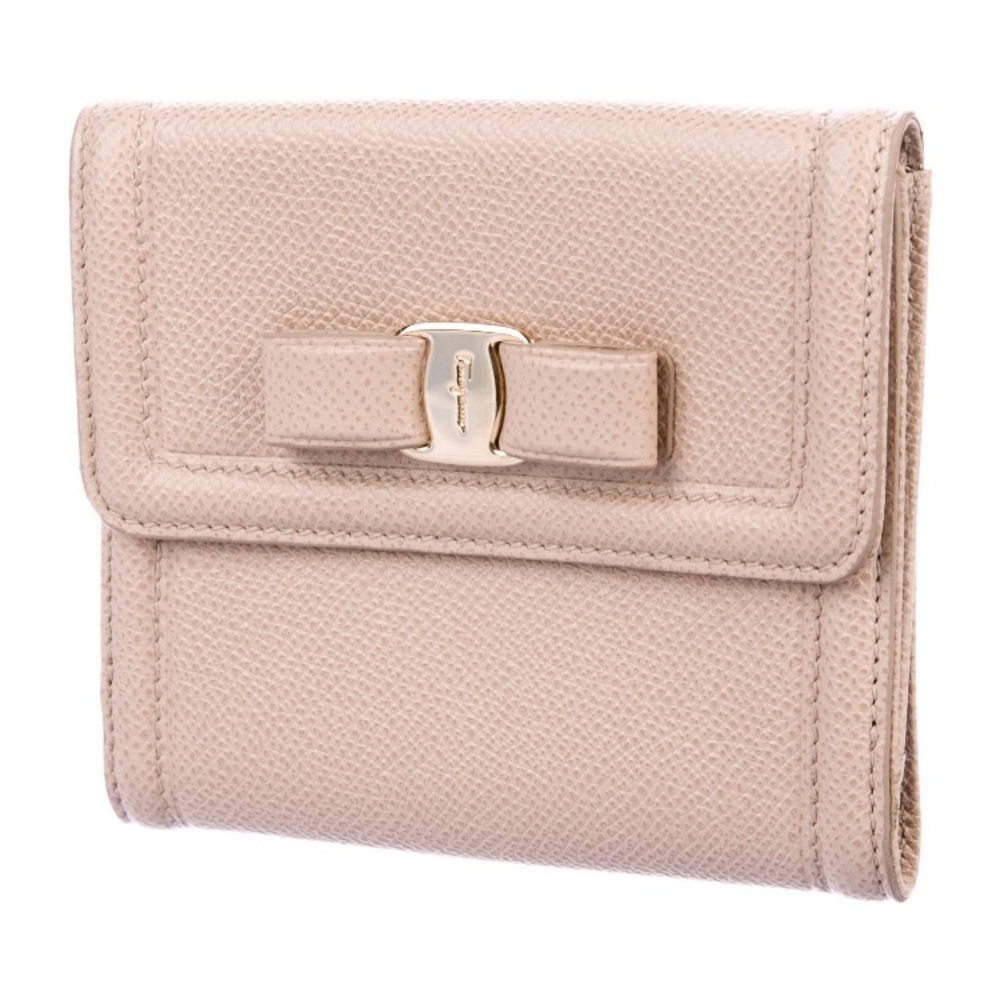 Leather compact wallet